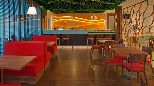 Bar Molhado Beach Park Wellness