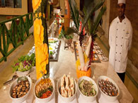 Grand Palladium Imbassaí Resort - Bares e Restaurantes