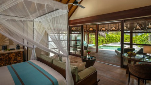 Sunset / Sunrise Family Beach Bungalow with Pool