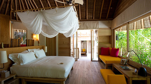 Lagoon Beach Villa With Pool